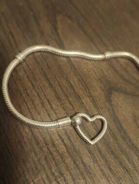 PANDORA Heart Closure Snake Chain Bracelet